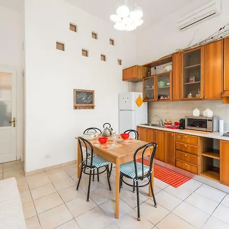 Estay, - Comfort In Corso Vittorio Emanuele *