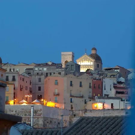 Estay, - Comfort In Corso Vittorio Emanuele * קליארי