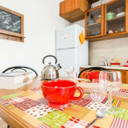Estay, - Comfort In Corso Vittorio Emanuele * קליארי